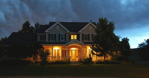 6 Ways to Prepare Your Roof for Storm Season